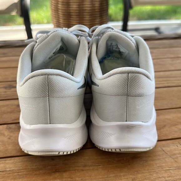 WOMEN'S NIKE QUEST 4 RUNNING SHOES 9 - Picture 4 of 9